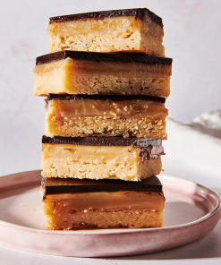 Chantilly Individual Caramel Shortbread Chocolate Stack