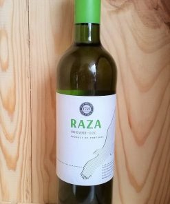 Alternative view of Raza Vinho Verde DOC, Quinta da Raza